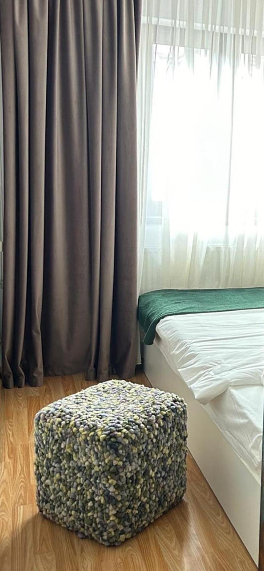 פלוייסטי Luxury Studio מראה חיצוני תמונה